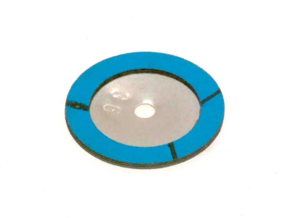 Metallene Drosselscheibe mit blauer Umrandung, zentrales Loch, hergestellt von Bosch.